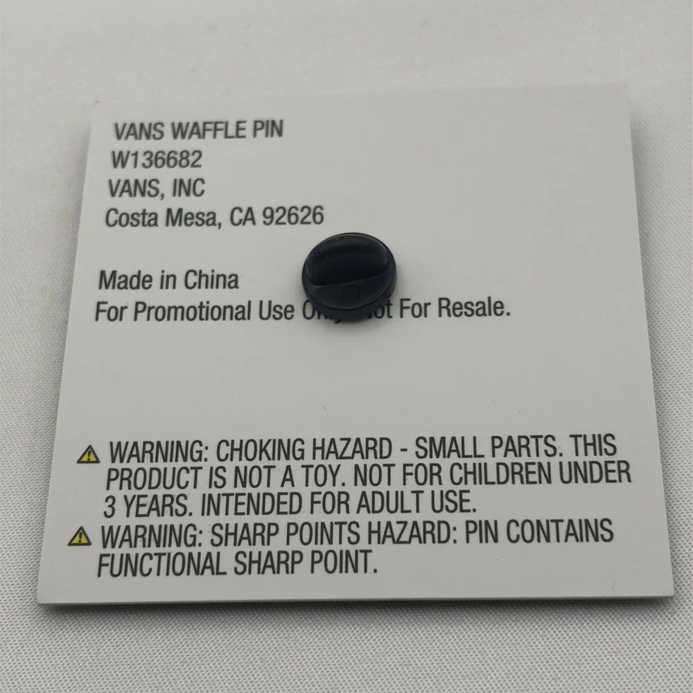 Vans Off The Wall Waffle Head Promo Lapel Hat Pin